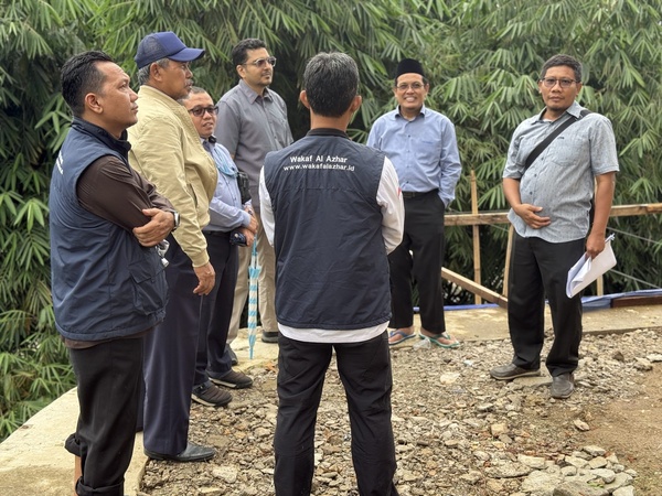Peninjauan bersama di area pesantren Pamijahan