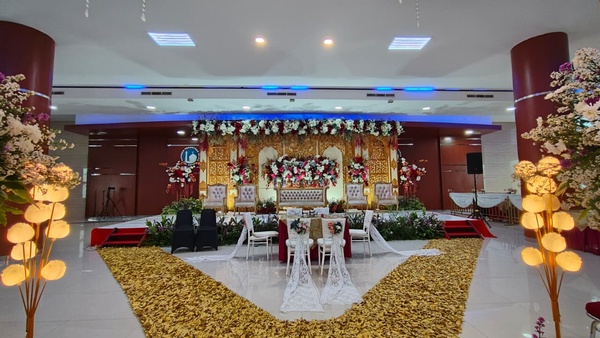 Perlengkapan Alat Pesta
